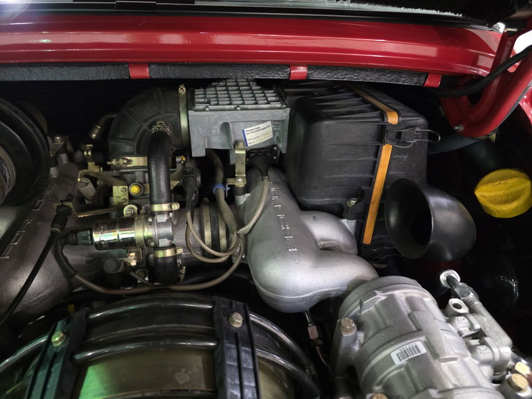 Porsche 911 Carrera 3.2 (US)