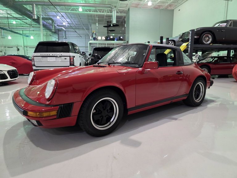 Porsche 911 Carrera 3.2 (US)