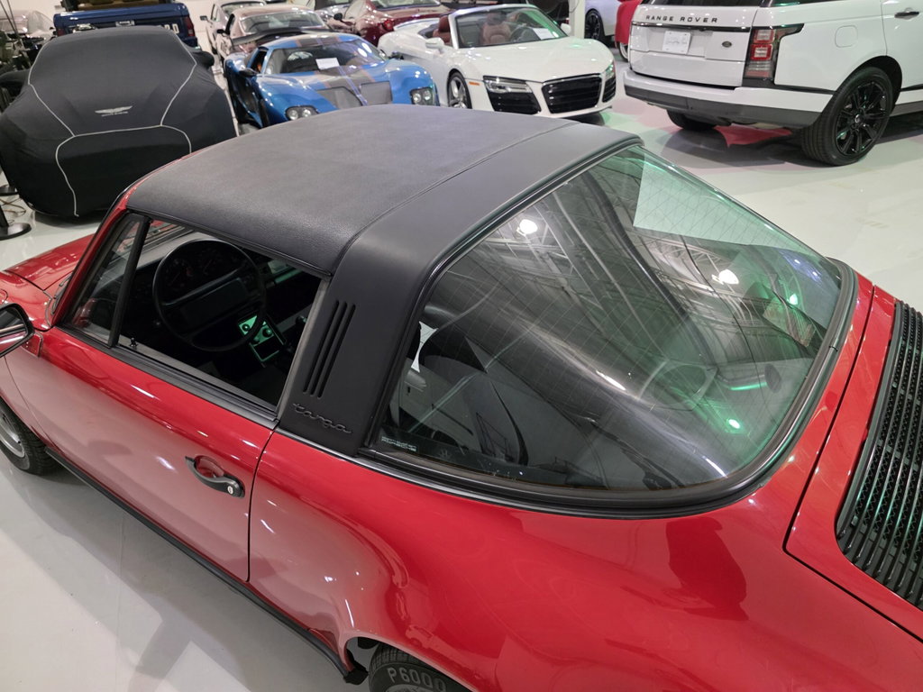 Porsche 911 Carrera 3.2 (US)