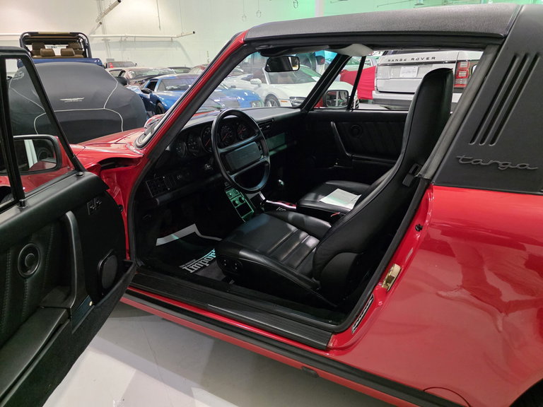 Porsche 911 Carrera 3.2 (US)