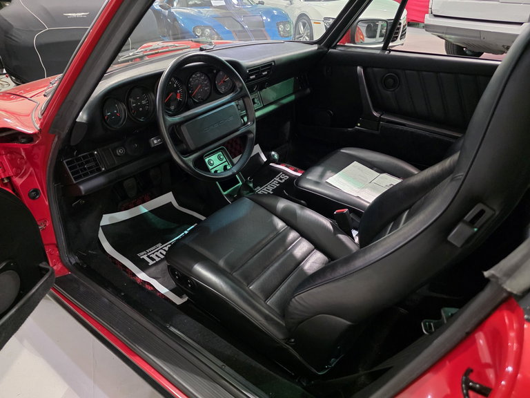 Porsche 911 Carrera 3.2 (US)