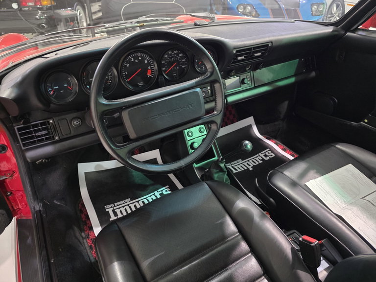 Porsche 911 Carrera 3.2 (US)