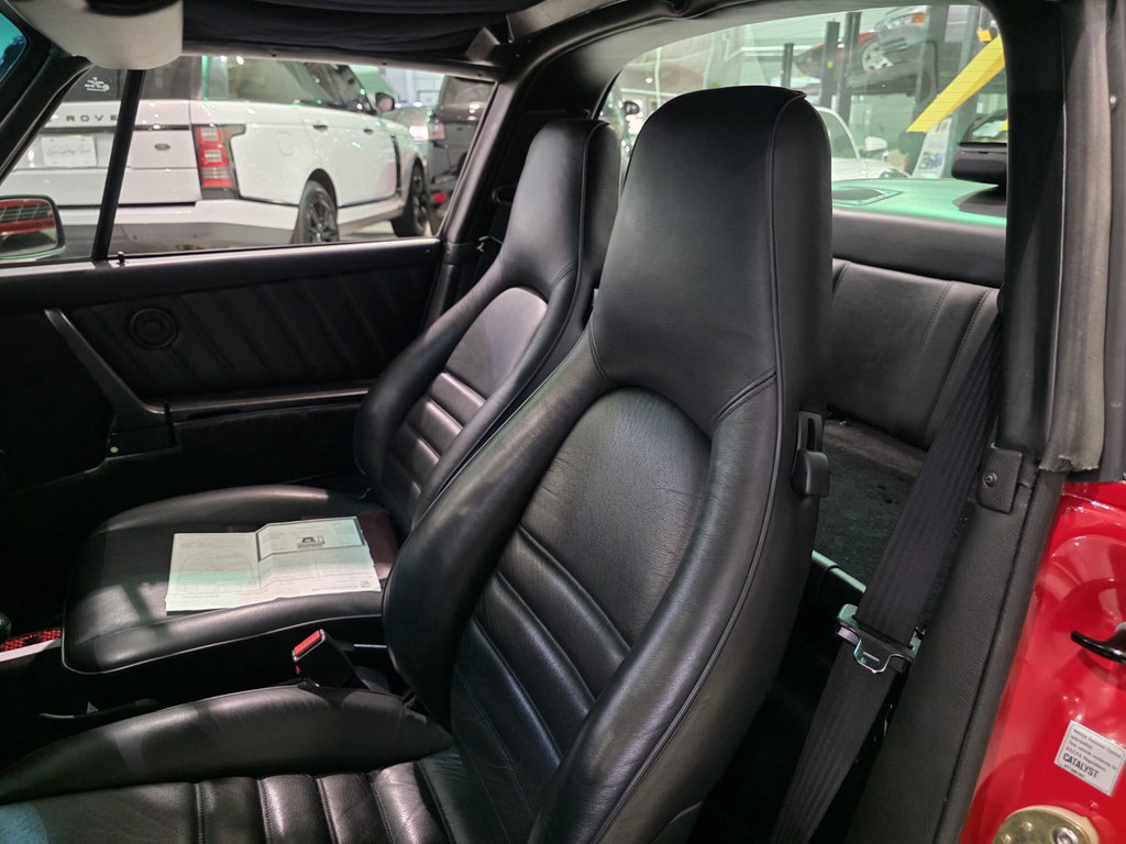 Porsche 911 Carrera 3.2 (US)