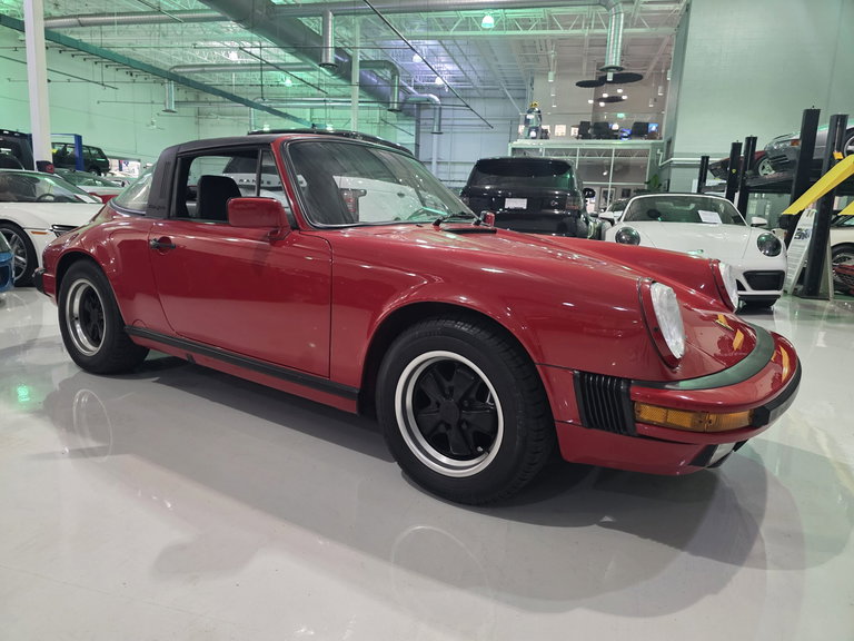 Porsche 911 Carrera 3.2 (US)