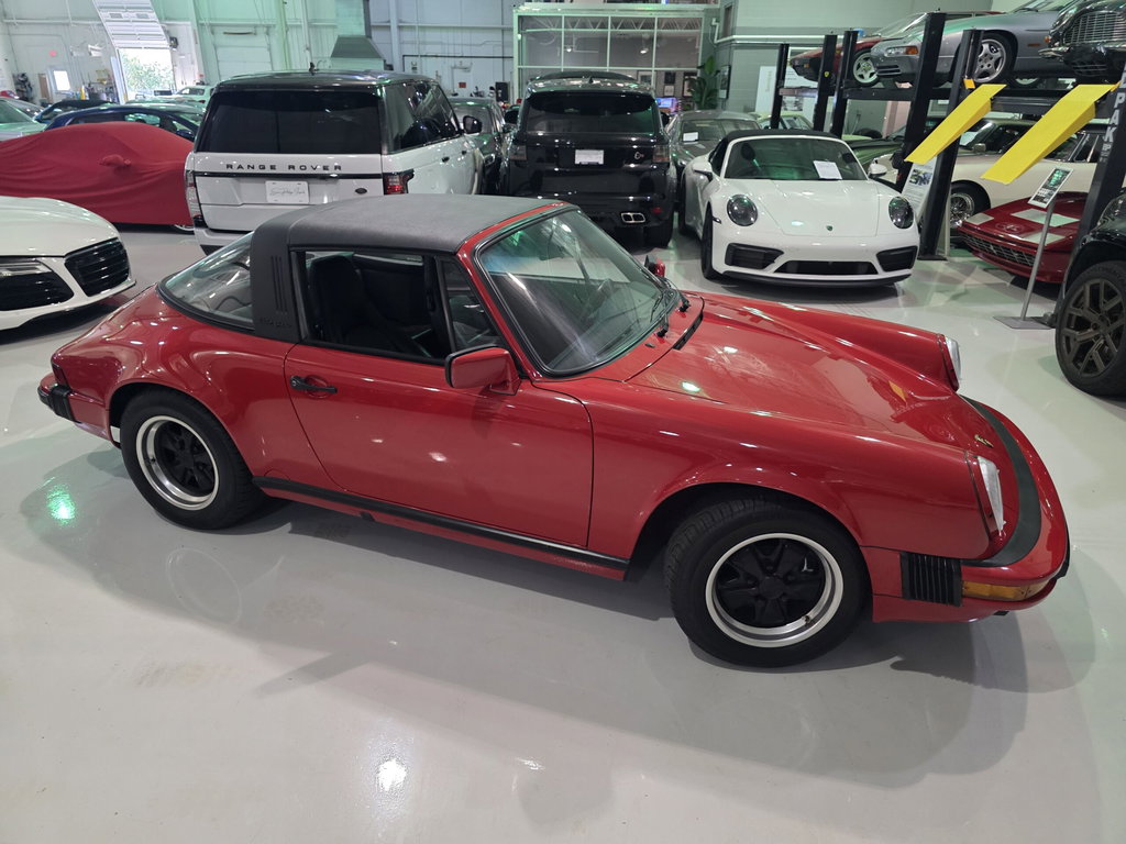 Porsche 911 Carrera 3.2 (US)