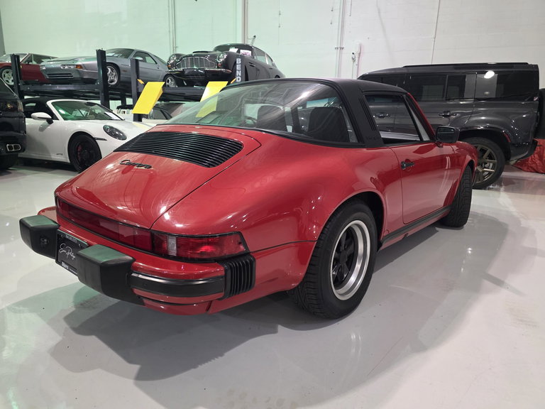 Porsche 911 Carrera 3.2 (US)
