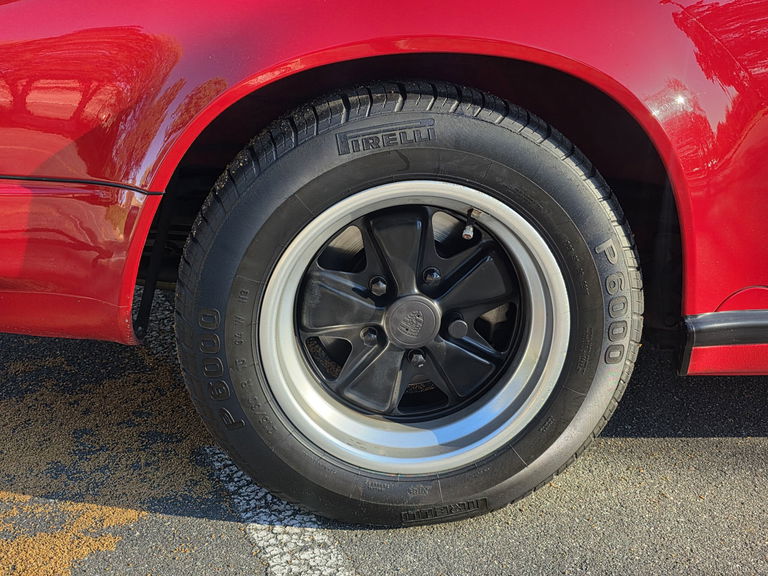 Porsche 911 Carrera 3.2 (US)