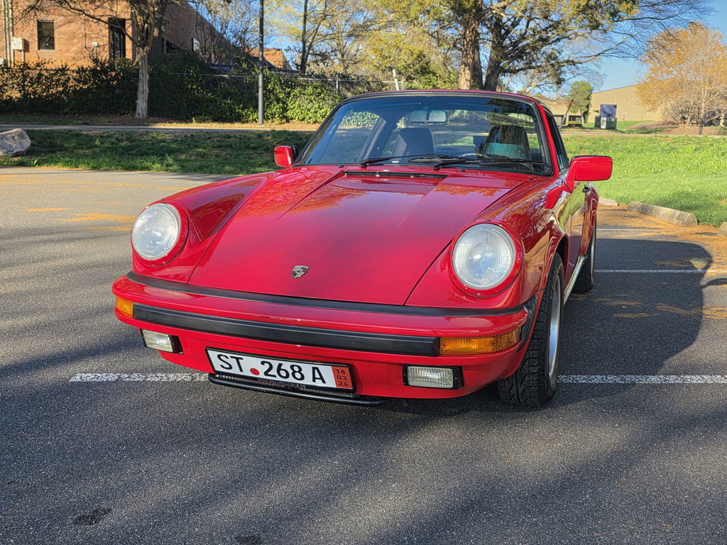 Porsche 911 Carrera 3.2 (US)