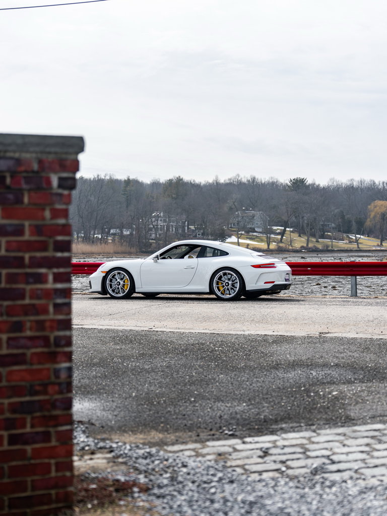 Porsche 991.2 GT3 Touring