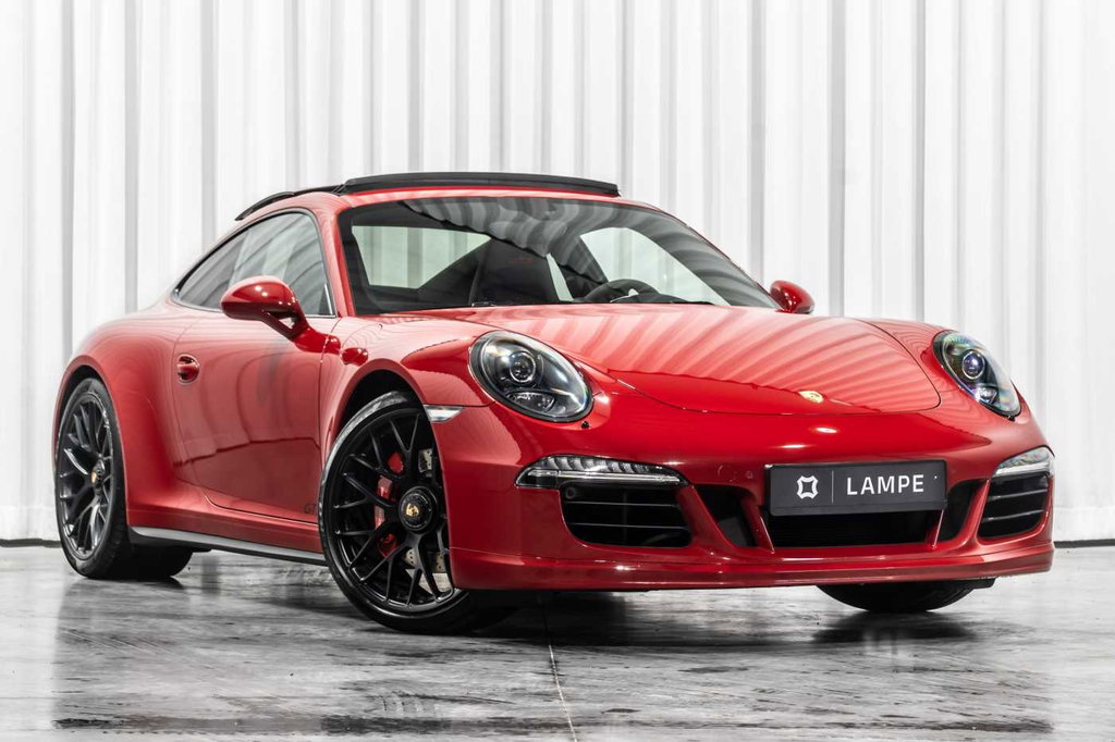 Porsche 991 Carrera GTS