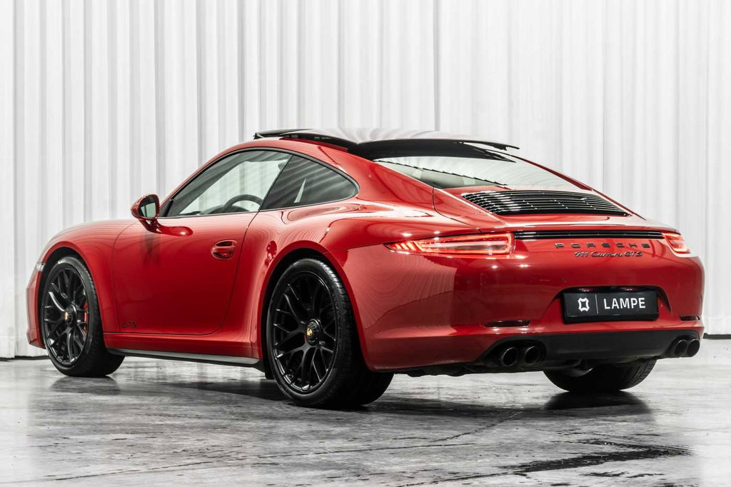 Porsche 991 Carrera GTS