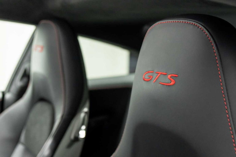 Porsche 991 Carrera GTS