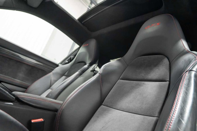 Porsche 991 Carrera GTS