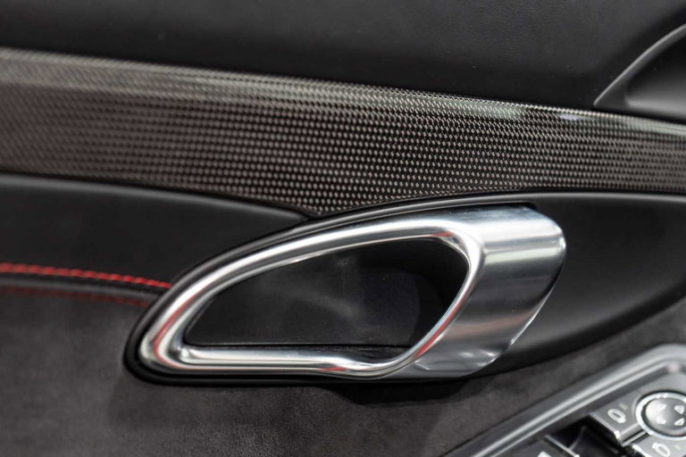 Porsche 991 Carrera GTS