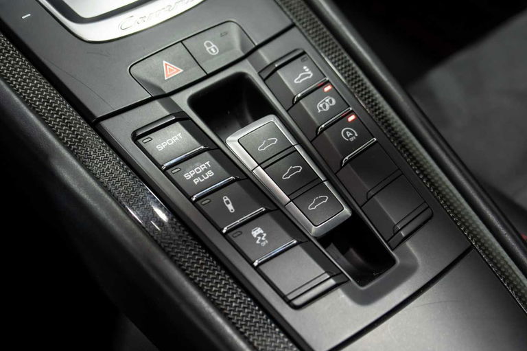 Porsche 991 Carrera GTS