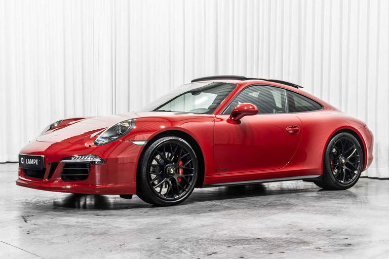 Porsche 991 Carrera GTS