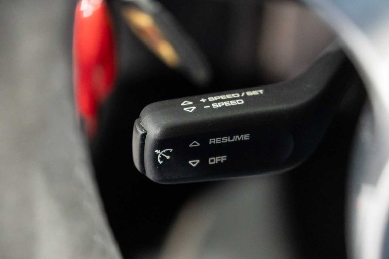 Porsche 991 Carrera GTS