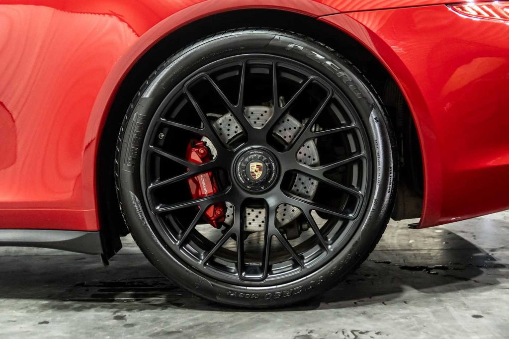 Porsche 991 Carrera GTS