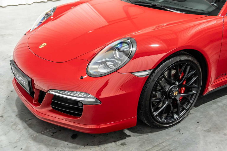 Porsche 991 Carrera GTS