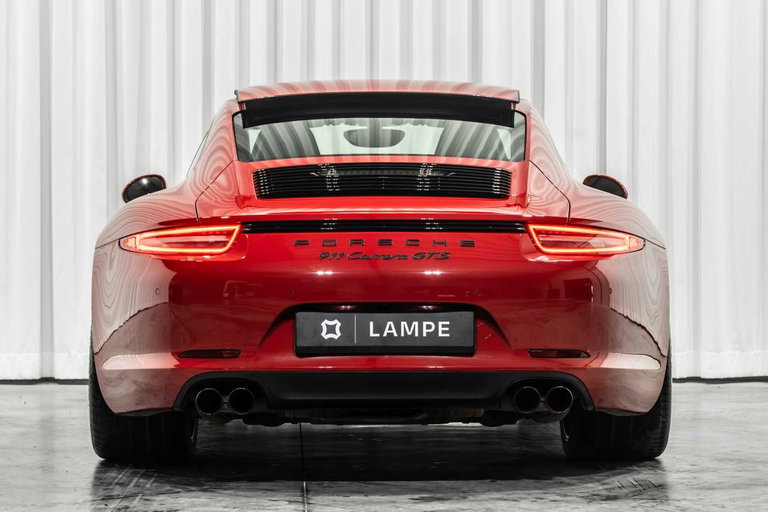 Porsche 991 Carrera GTS