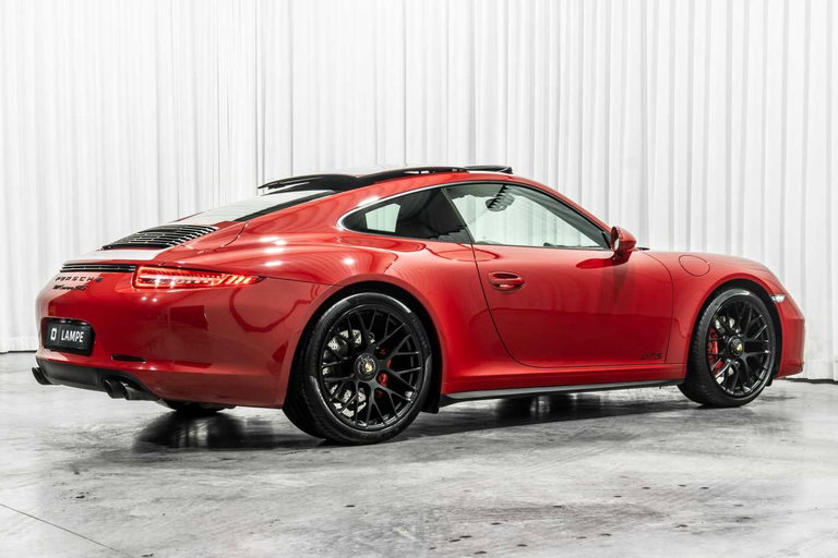 Porsche 991 Carrera GTS