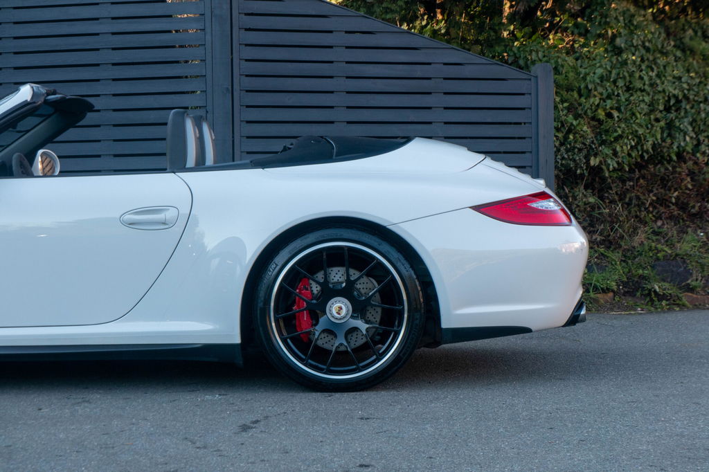 Porsche 997.2 Carrera GTS