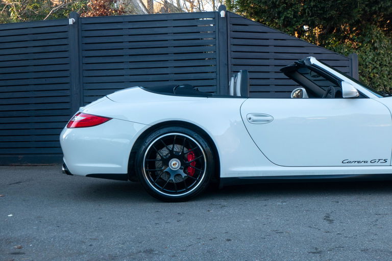 Porsche 997.2 Carrera GTS