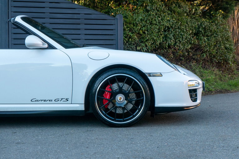 Porsche 997.2 Carrera GTS