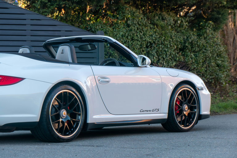 Porsche 997.2 Carrera GTS