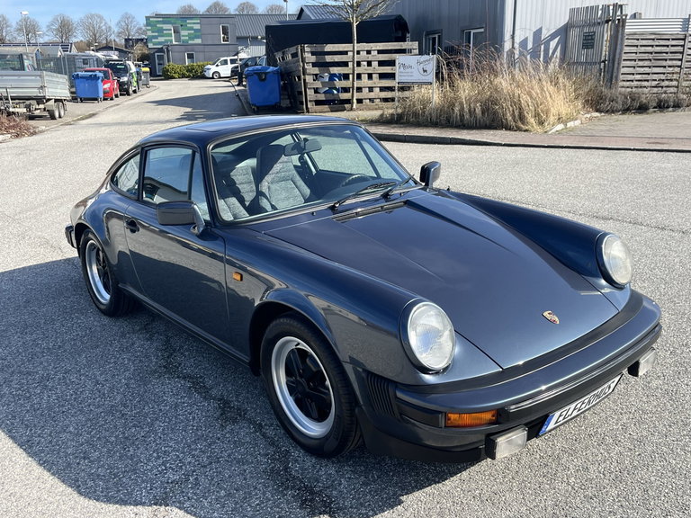 Porsche 911 SC