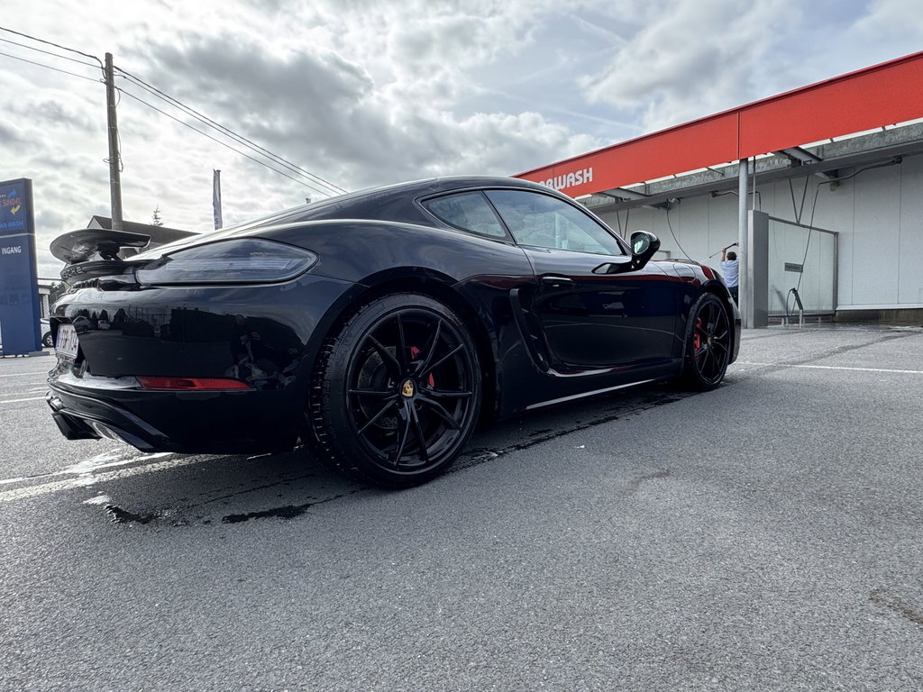 Porsche 718 Cayman GTS