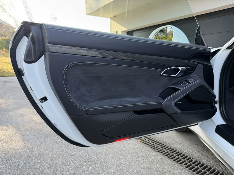 Porsche 991.2 Carrera 4 GTS