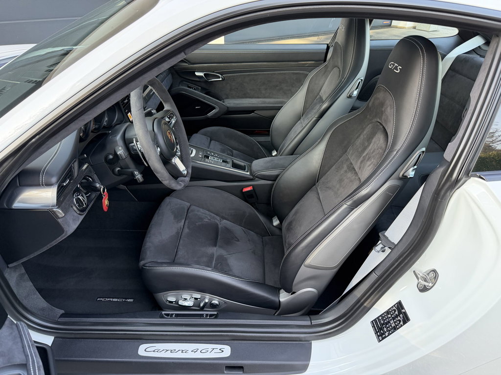 Porsche 991.2 Carrera 4 GTS