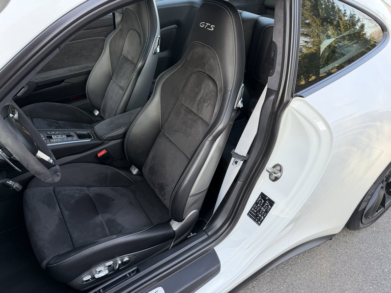 Porsche 991.2 Carrera 4 GTS