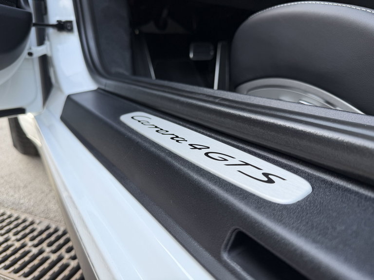 Porsche 991.2 Carrera 4 GTS