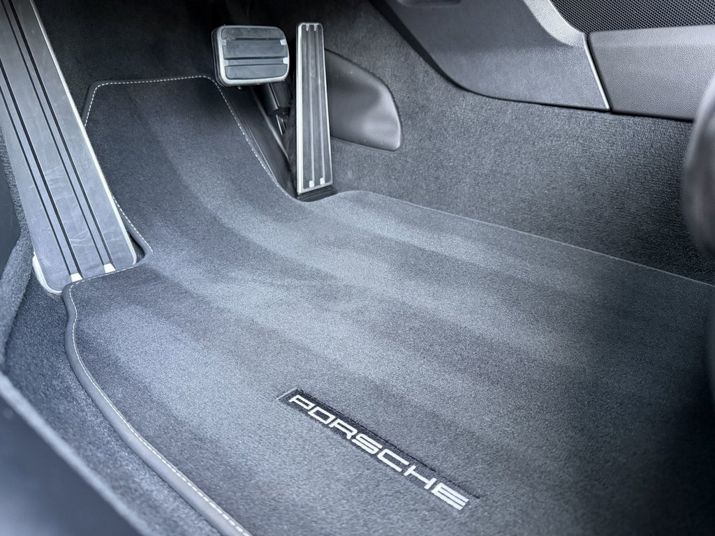 Porsche 991.2 Carrera 4 GTS