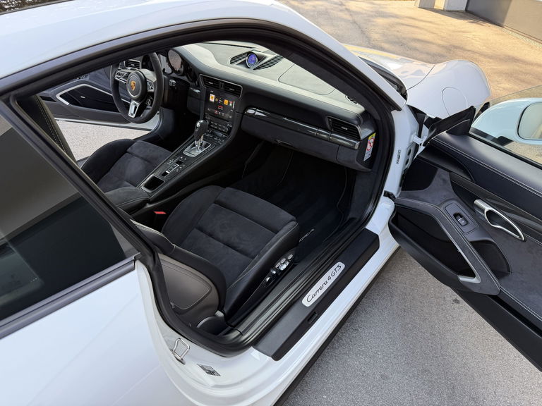 Porsche 991.2 Carrera 4 GTS