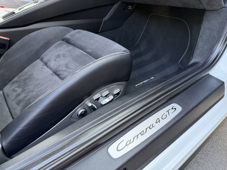 Porsche 991.2 Carrera 4 GTS