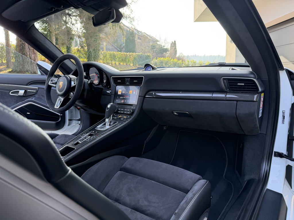 Porsche 991.2 Carrera 4 GTS