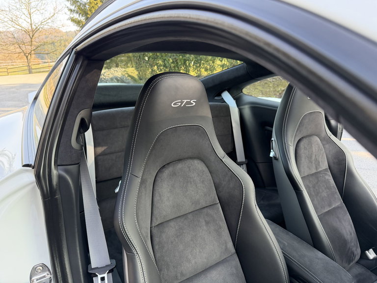 Porsche 991.2 Carrera 4 GTS