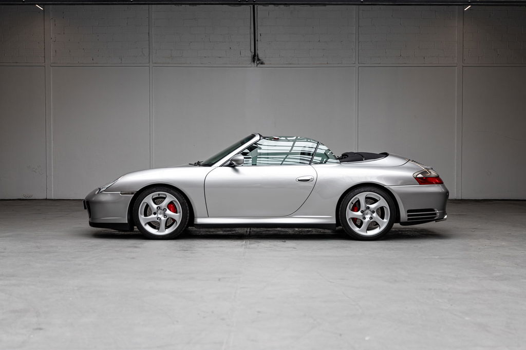 Porsche 996.2 Carrera 4S