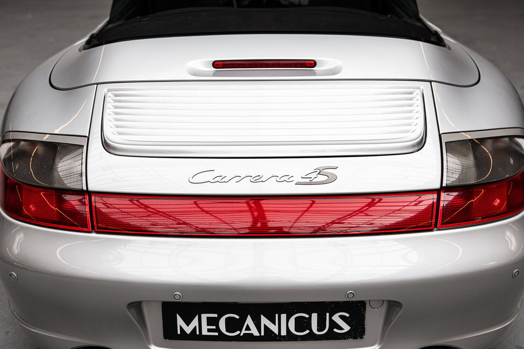 Porsche 996.2 Carrera 4S