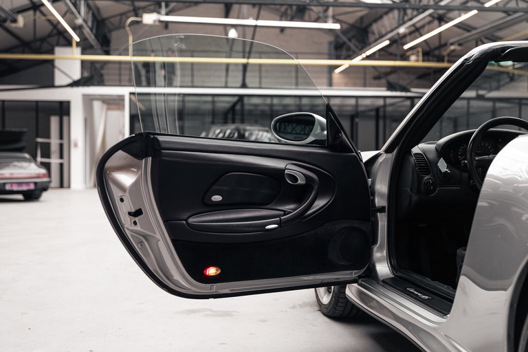 Porsche 996.2 Carrera 4S