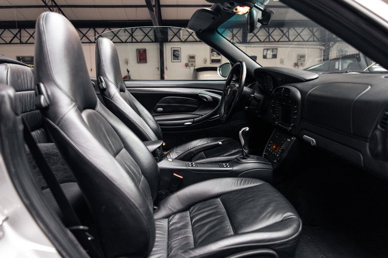 Porsche 996.2 Carrera 4S