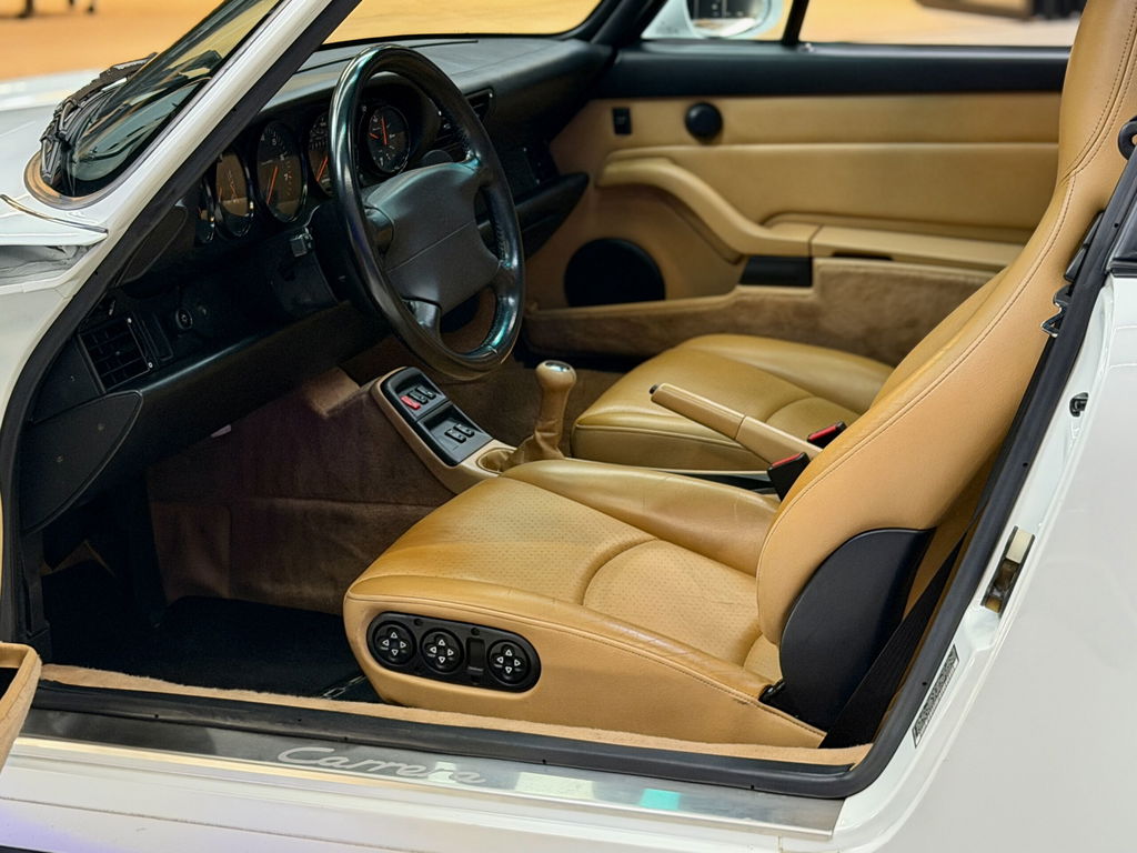 Porsche 993 Carrera