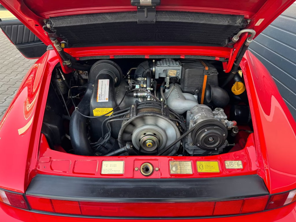Porsche 911 Carrera 3.2