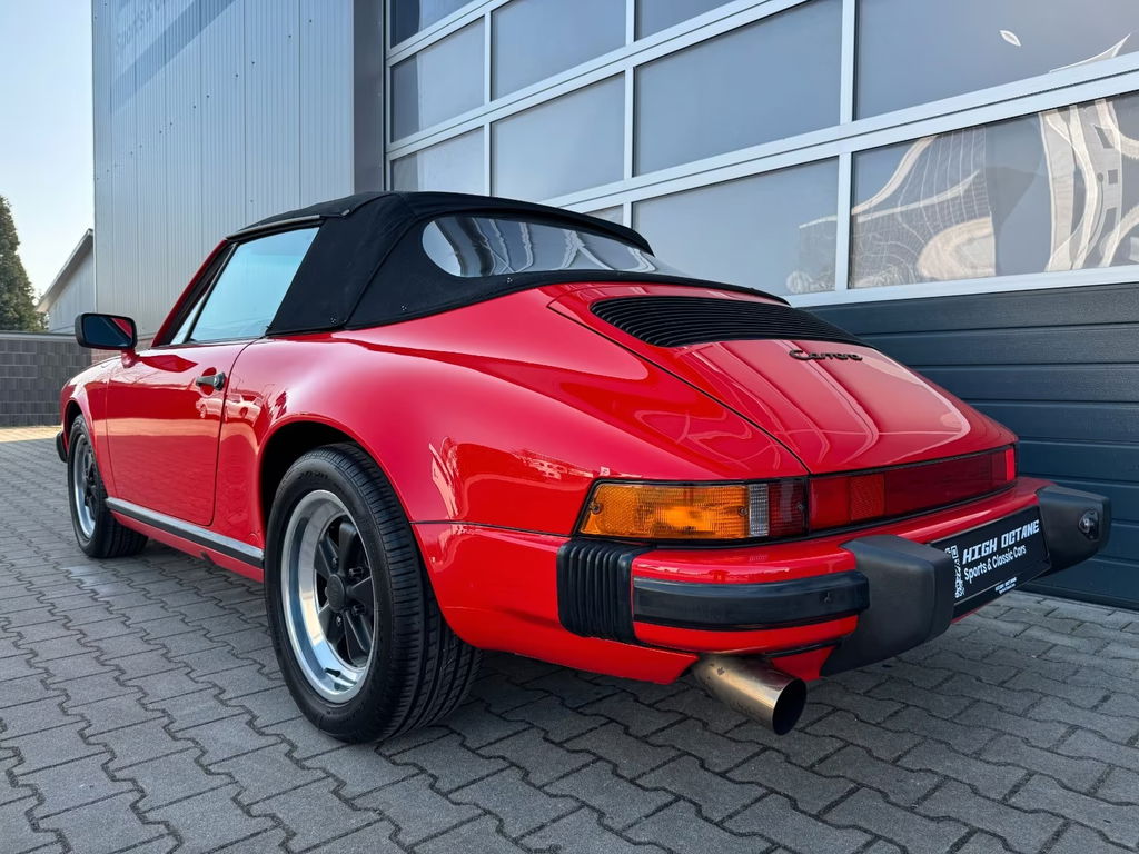 Porsche 911 Carrera 3.2