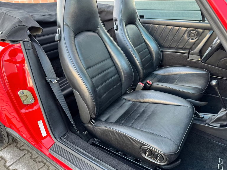 Porsche 911 Carrera 3.2