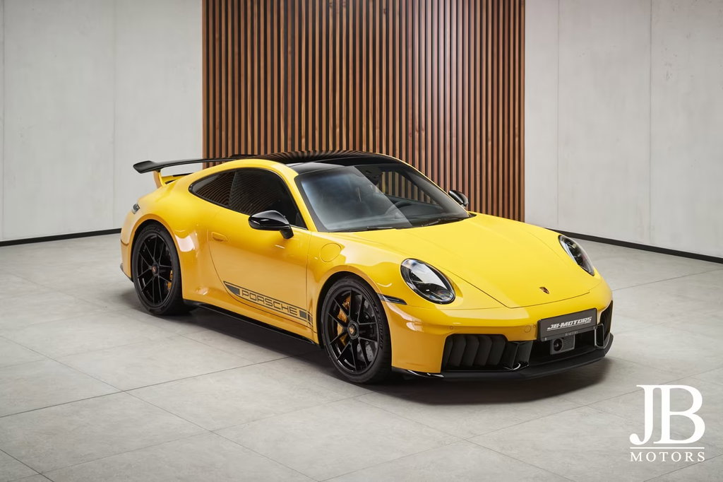 Porsche 992.2 Carrera 4 GTS