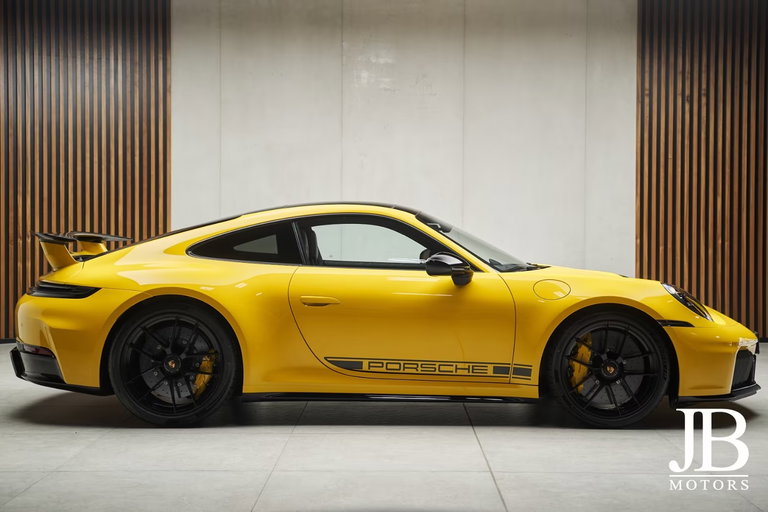 Porsche 992.2 Carrera 4 GTS